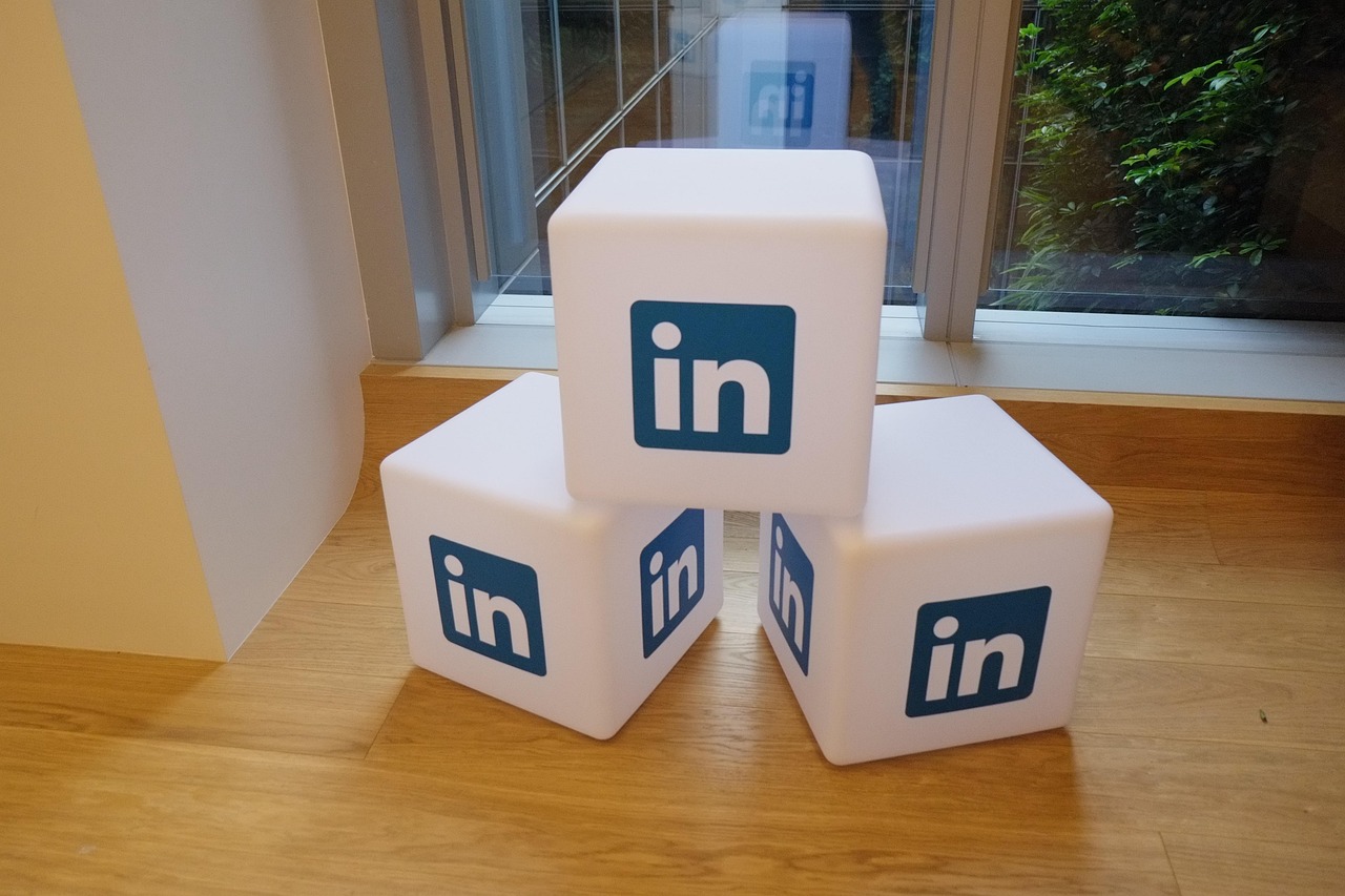 linkedin, office, hong kong, brown office, linkedin, linkedin, linkedin, linkedin, linkedin